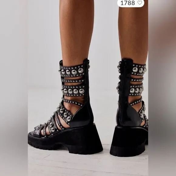 Jeffrey Campbell Black and Silver Gladiator Sandals/ size 8 - Picture 3 of 11